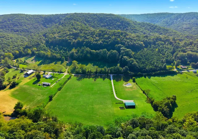 Photo 3 of House for sale at 6369 Wildie Rd, Mount Vernon, KY 40456 | MLS# 26024529 | Listing updated on 2026-09-06