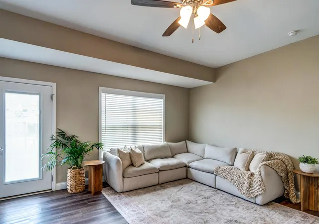 Photo 3 of Single family home for sale at 549 Sapphire Dr, Berea, KY 40403 | MLS# 26024538 | Listing updated on 2026-10-20