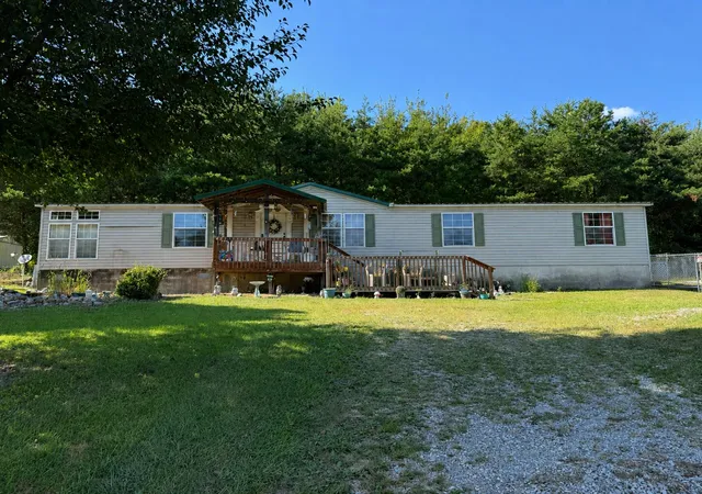 Photo 1 of Single family home for sale at 2290 Lambert Rd, Berea, KY 40403 | MLS# 26024195 | Listing updated on 2026-09-03