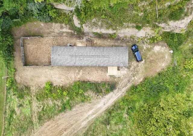 Photo 1 of Single family home for sale at 112 Mckenzie Branch Rd, Flatgap, KY 41219 | MLS# 26024143 | Listing updated on 2026-10-29