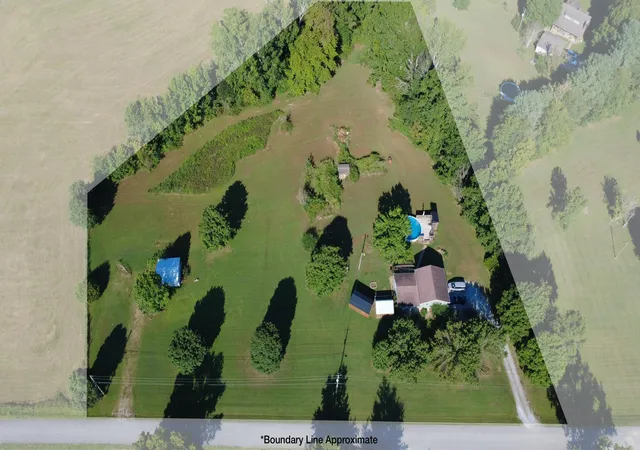 Photo 1 of Single family home for sale at 211 L Hancock Rd, Columbia, KY 42728 | MLS# 26024168 | Listing updated on 2026-09-03
