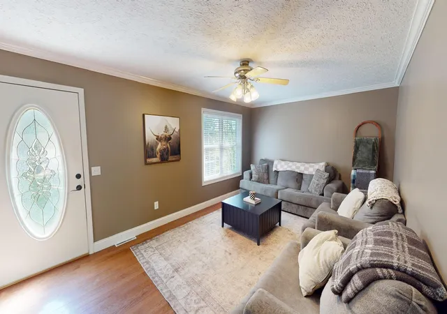 Photo 4 of Single family home for sale at 211 L Hancock Rd, Columbia, KY 42728 | MLS# 26024168 | Listing updated on 2026-09-03