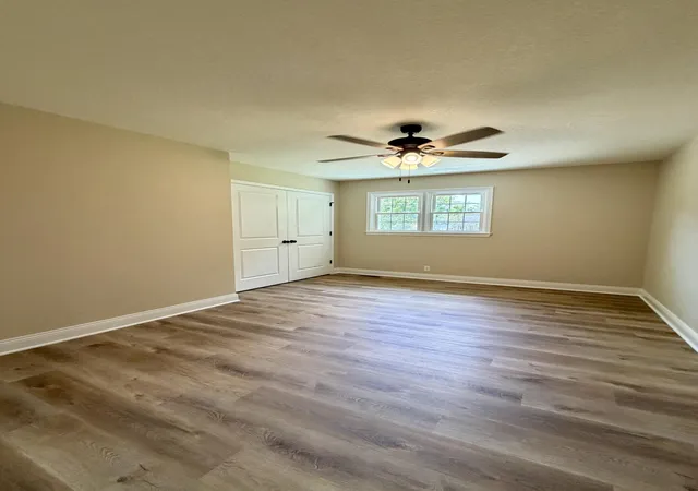 Single family home for sale at 1701 Keenland Dr, Murray, KY 42071 | MLS# 26024153