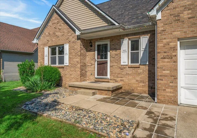 Photo 3 of Single family home for sale at 3581 Indian Summer Trl, Lexington, KY 40509 | MLS# 26024646 | Listing updated on 2026-09-29