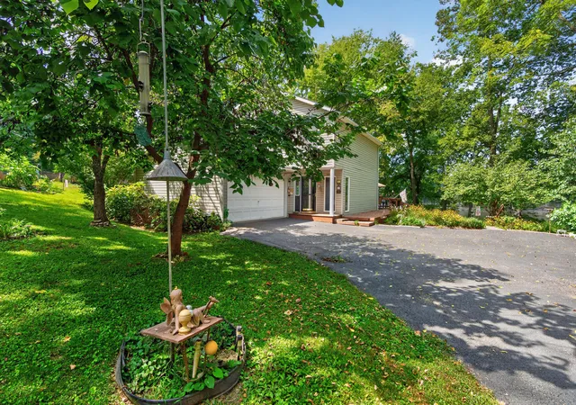Photo 2 of Single family home for sale at 45 Woodhaven Rd, Danville, KY 40422 | MLS# 26024507 | Listing updated on 2026-09-07