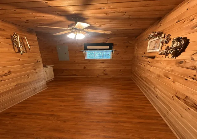 Photo 3 of Single family home for sale at 532 Twin Oaks Rd, Wellington, KY 40387 | MLS# 26024172 | Listing updated on 2026-09-03