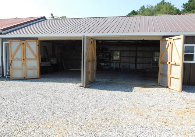 Photo 2 of Single family home for sale at 7637 Mott City Rd, Fredonia, KY 42411 | MLS# 26024881 | Listing updated on 2026-09-12