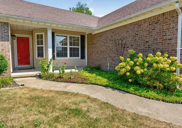 Photo 3 of Sale Pending at 1209 Melody Ln, Lexington, KY 40514 | MLS# 26024481 | Listing updated on 2026-09-08