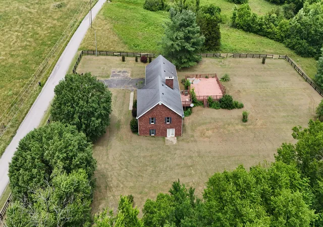 Photo 4 of Single family home for sale at 1109 Mitchell Ln, Danville, KY 40422 | MLS# 26024185 | Listing updated on 2026-09-11