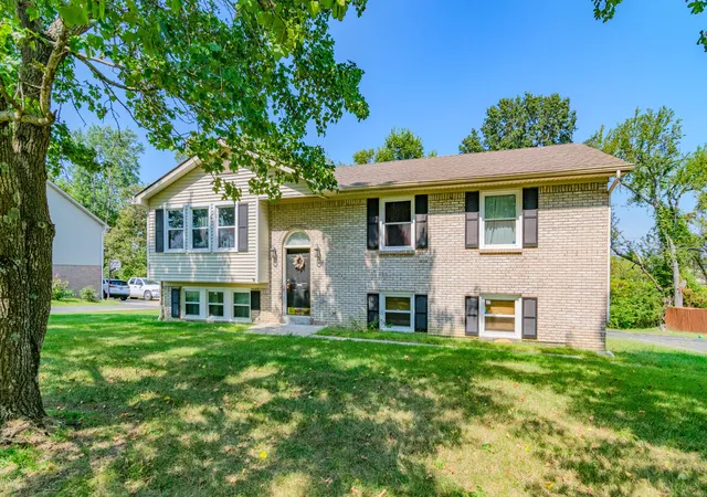Photo 1 of Single family home for sale at 314 Peachtree Dr, Berea, KY 40403 | MLS# 26024250 | Listing updated on 2026-10-13