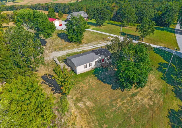 Photo 2 of Single family home for sale at 12680 Rascoe Rd, Cerulean, KY 42215 | MLS# 26024224 | Listing updated on 2026-09-03