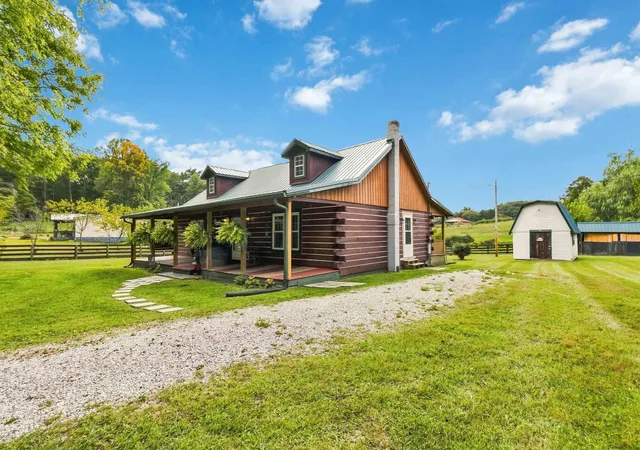 Photo 1 of Single family home for sale at 1575 Vaughn Ridge Rd, London, KY 40741 | MLS# 26024355 | Listing updated on 2026-09-06