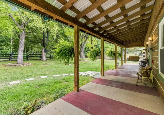 Photo 4 of Single family home for sale at 1575 Vaughn Ridge Rd, London, KY 40741 | MLS# 26024355 | Listing updated on 2026-09-06