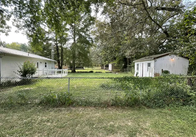 Photo 4 of Single family home for sale at 173 Whispering Oaks Loop, Mayfield, KY 42066 | MLS# 26024694 | Listing updated on 2026-09-12