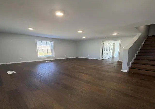 Photo 3 of Single family home for sale at 204 Crutchfield St, Science Hill, KY 42553 | MLS# 26024459 | Listing updated on 2026-09-24