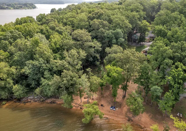 Photo 3 of Single family home for sale at 228 Apache Trl, Cadiz, KY 42211 | MLS# 26024474 | Listing updated on 2026-09-14
