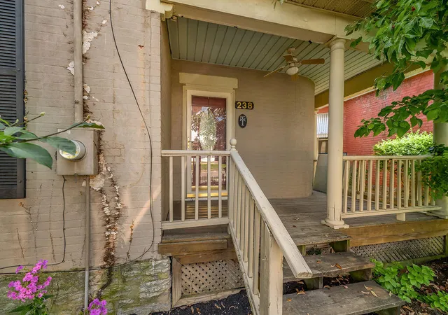 Photo 4 of Single family home for sale at 238 E 4th Street, Lexington, KY 40508 | MLS# 26024520 | Listing updated on 2026-09-12
