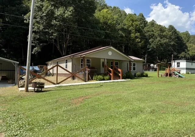 Photo 1 of Single family home for sale at 126 Feds Crk Dicks Frk, Fedscreek, KY 41524 | MLS# 26024241 | Listing updated on 2026-09-03