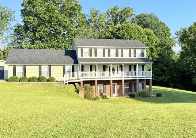 Photo 3 of Single family home for sale at 207 Byrda Way, Mount Vernon, KY 40456 | MLS# 26024274 | Listing updated on 2026-09-14