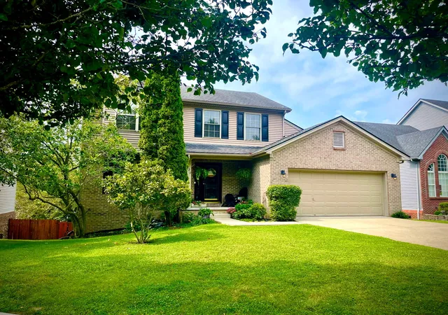 Photo 1 of Single family home for sale at 532 Meadowcrest Park, Lexington, KY 40515 | MLS# 26024477 | Listing updated on 2026-10-20