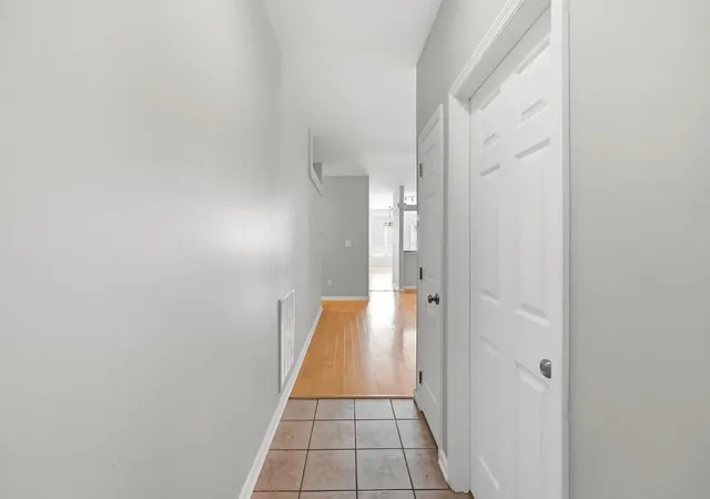 Photo 4 of Sale Pending at 336 Silver Crk Way, Lexington, KY 40511 | MLS# 26024365 | Listing updated on 2026-09-14