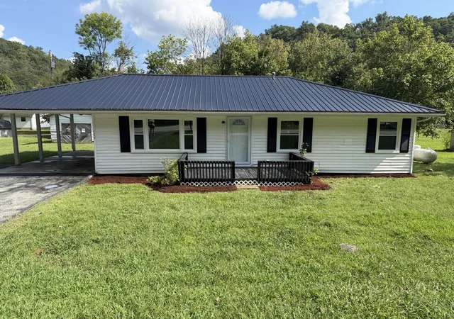Photo 2 of Single family home for sale at 584 Ky 36, Frenchburg, KY 40322 | MLS# 26024527 | Listing updated on 2026-09-14