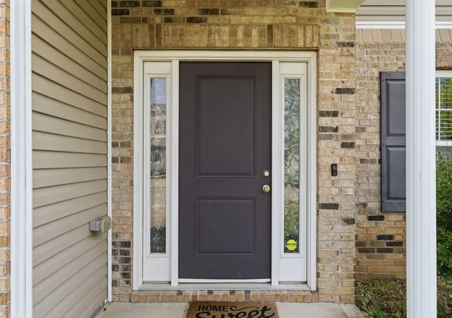 Photo 2 of Single family home for sale at 408 Cunningham Ln, Lexington, KY 40508 | MLS# 26024311 | Listing updated on 2026-09-04