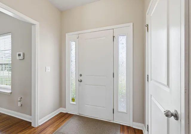 Photo 3 of Single family home for sale at 408 Cunningham Ln, Lexington, KY 40508 | MLS# 26024311 | Listing updated on 2026-09-04