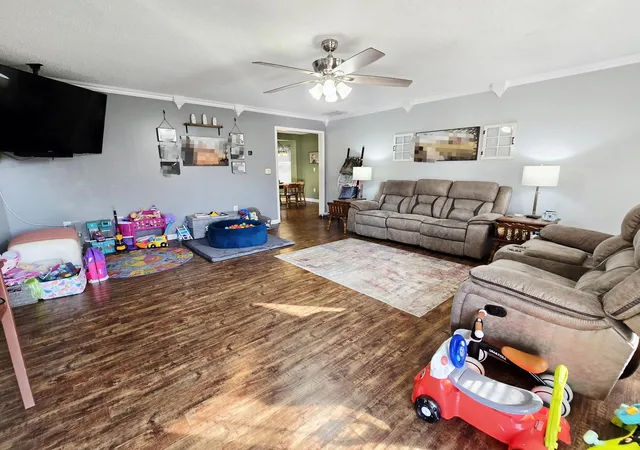 Photo 4 of Sale Pending at 728 Jackson Rd, Somerset, KY 42501 | MLS# 26024321 | Listing updated on 2026-09-05
