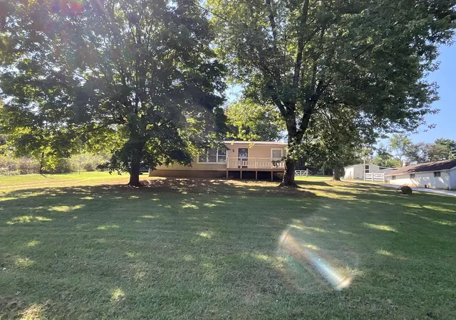 Photo 2 of Sale Pending at 1510 Cornett St, Somerset, KY 42501 | MLS# 26024324 | Listing updated on 2026-09-20