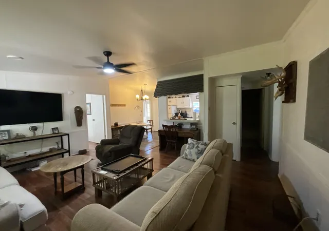 Photo 4 of Sale Pending at 1510 Cornett St, Somerset, KY 42501 | MLS# 26024324 | Listing updated on 2026-09-20