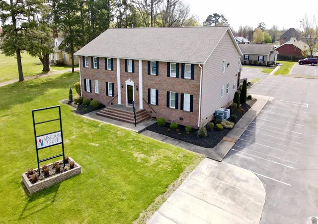 Photo 1 of Sale Pending at 1105 State Route 121, Murray, KY 42071 | MLS# 26024323 | Listing updated on 2026-09-10