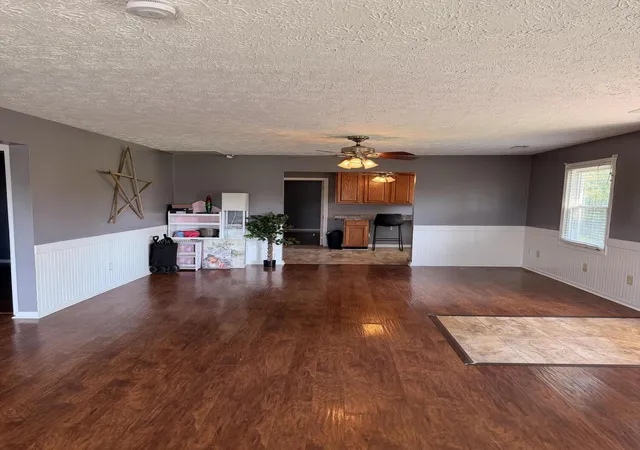 Photo 4 of Sale Pending at 1791 Poosey Ridge Rd, Richmond, KY 40475 | MLS# 26024328 | Listing updated on 2026-10-02