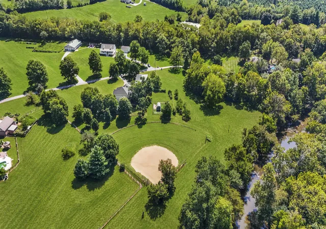 Photo 3 of Sale Pending at 105 Amy Ln, Georgetown, KY 40324 | MLS# 26024445 | Listing updated on 2026-09-11