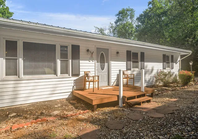 Single family home for sale at 662 Bryants Camp Rd, Lancaster, KY 40444 | MLS# 26024419