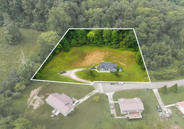 Photo 3 of Sale Pending at 152 Milltown Subdivision Rd, Booneville, KY 41314 | MLS# 26024845 | Listing updated on 2026-09-21