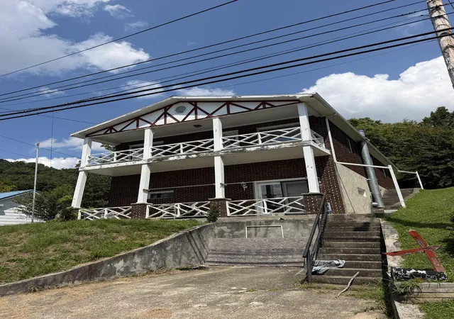 Single family home for sale at 314 N Highland Ave, Prestonsburg, KY 41653 | MLS# 26024358