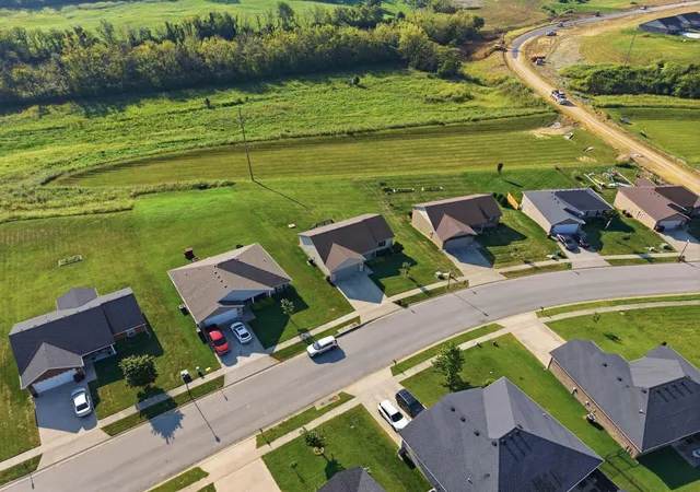 Photo 2 of Sale Pending at 534 Southern Cross Dr, Richmond, KY 40475 | MLS# 26024449 | Listing updated on 2026-10-01