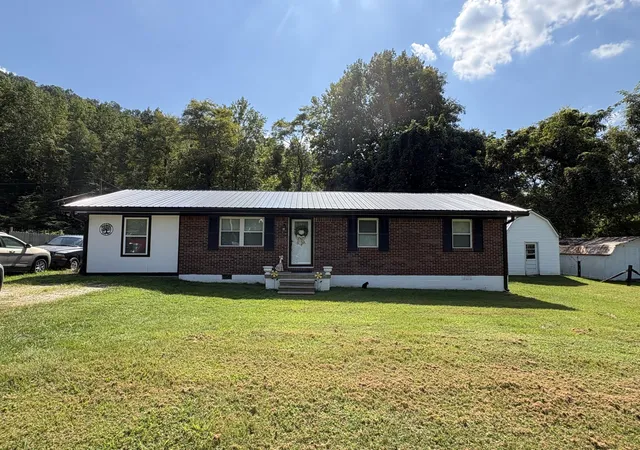 Single family home for sale at 1895 Caudill Rd, Stanton, KY 40380 | MLS# 26024556