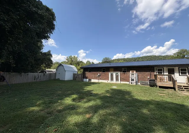 Photo 3 of Single family home for sale at 1895 Caudill Rd, Stanton, KY 40380 | MLS# 26024556 | Listing updated on 2026-09-07