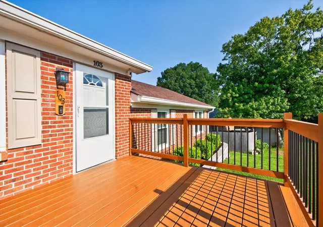 Photo 3 of Sale Pending at 103 Briarwood Dr, Nicholasville, KY 40356 | MLS# 26024391 | Listing updated on 2026-09-08