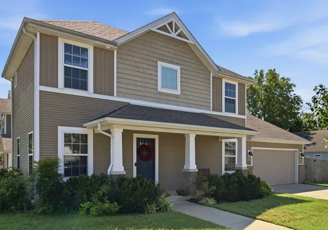 Photo 1 of Sale Pending at 417 White Oak Tr, Lexington, KY 40511 | MLS# 26024392 | Listing updated on 2026-10-23