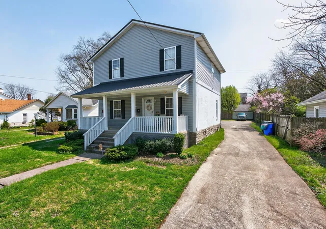 Photo 3 of Multi family home for sale at 270 Sherman Ave, Lexington, KY 40502 | MLS# 26024385 | Listing updated on 2026-09-04