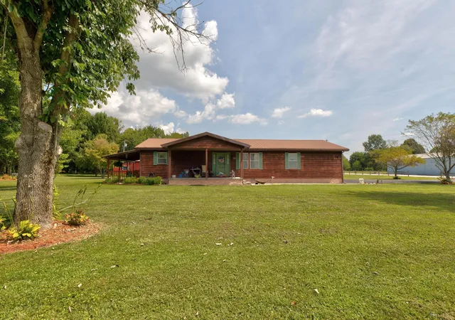 Photo 2 of Single family home for sale at 26 Bayou Ln, Salt Lick, KY 40371 | MLS# 26024400 | Listing updated on 2026-10-13