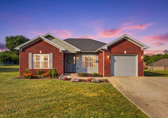 Single family home for sale at 1016 Progress Pl, Lawrenceburg, KY 40342 | MLS# 26024985