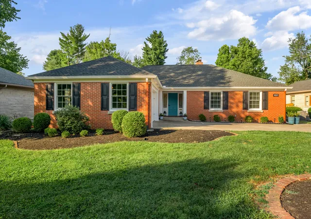 Photo 1 of Single family home for sale at 1820 Richmond Rd, Lexington, KY 40502 | MLS# 26024479 | Listing updated on 2026-09-15