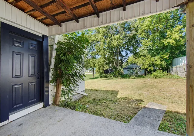 Photo 13 of Single family home for sale at 119 Nichols St, Danville, KY 40422 | MLS# 26024405 | Listing updated on 2026-09-09
