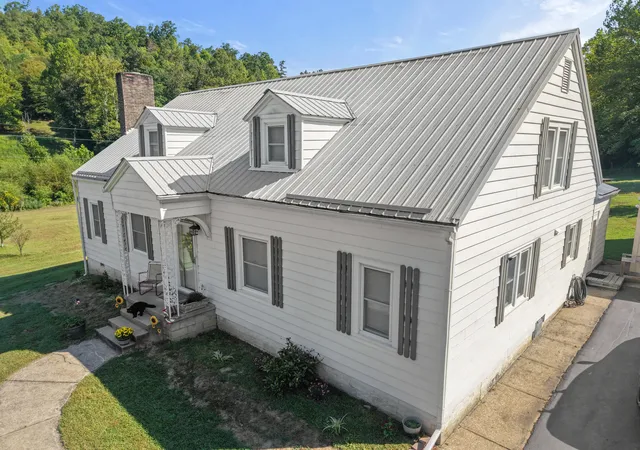 Photo 2 of Single family home for sale at 1401 Ky 437, West Liberty, KY 41472 | MLS# 26024441 | Listing updated on 2026-09-04