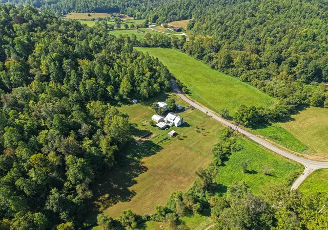 Photo 4 of Single family home for sale at 1401 Ky 437, West Liberty, KY 41472 | MLS# 26024441 | Listing updated on 2026-09-04