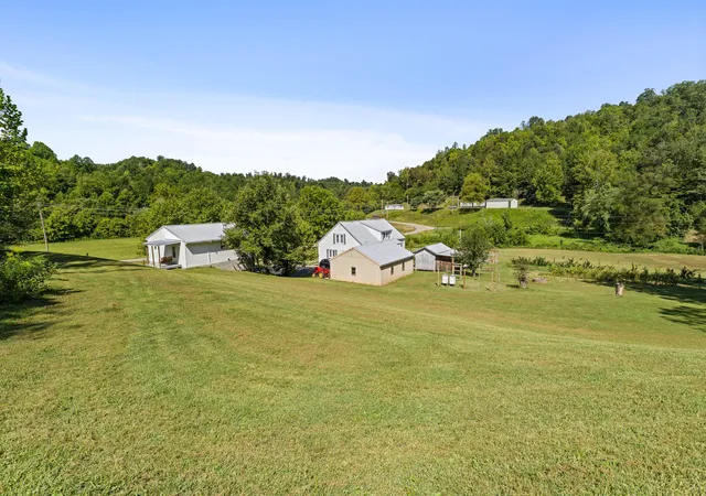 Photo 60 of Single family home for sale at 1401 Ky 437, West Liberty, KY 41472 | MLS# 26024441 | Listing updated on 2026-09-04